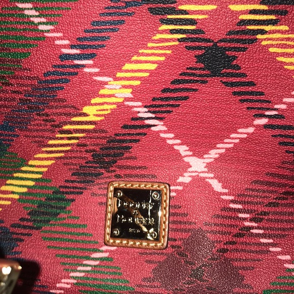 Authentic Dooney and Bourke cross body bag - Picture 2 of 4